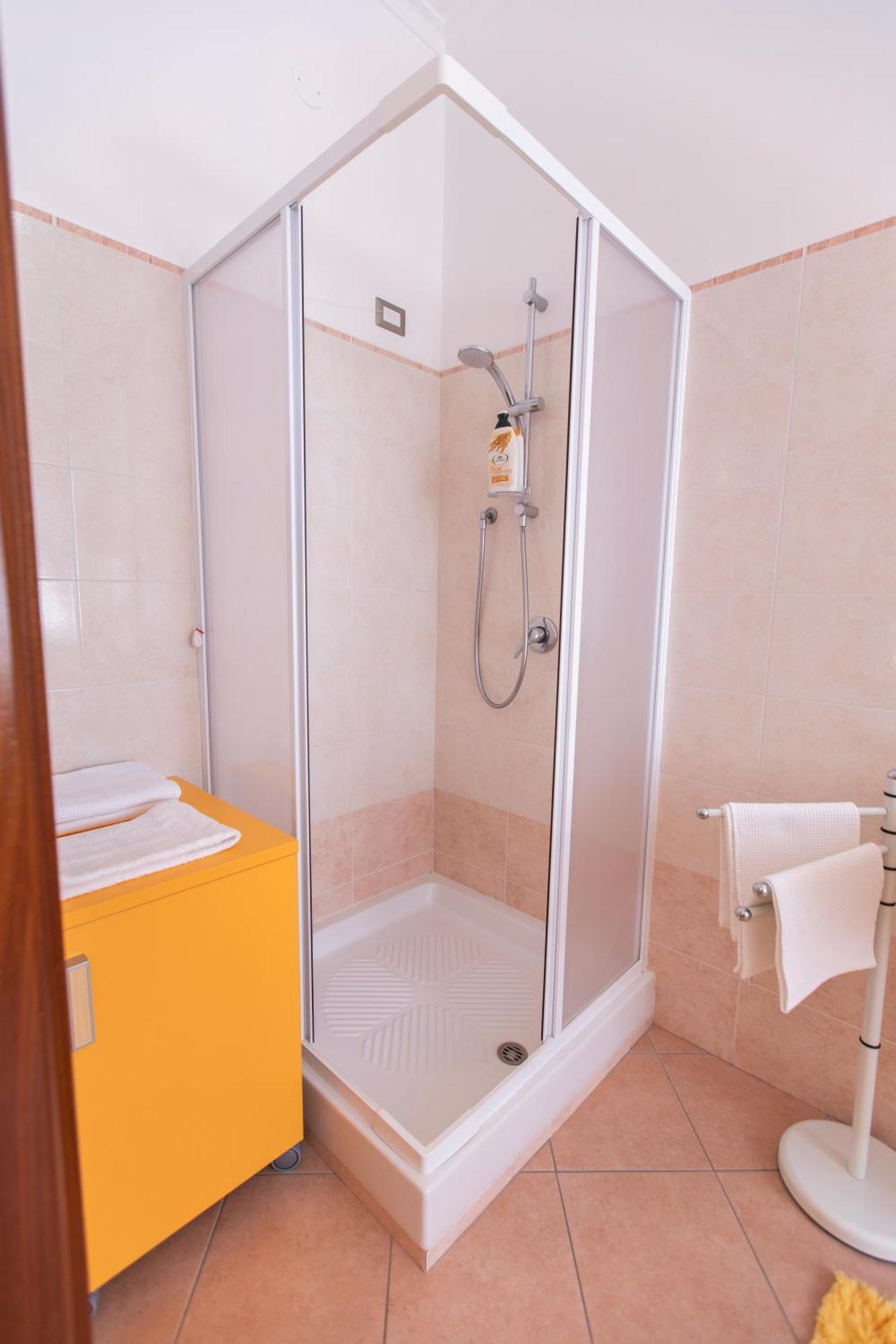 Sant'Anna Bed & Breakfast アジェーロラ エクステリア 写真