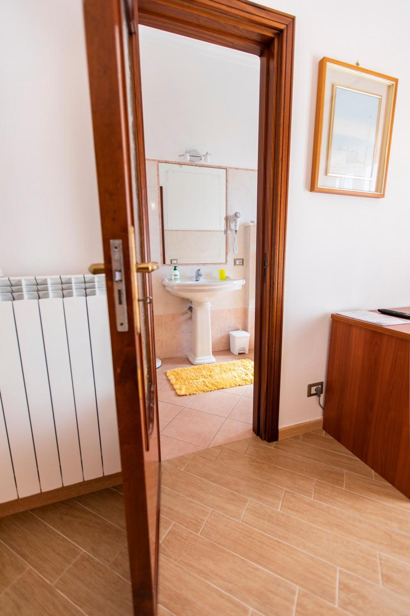 Sant'Anna Bed & Breakfast アジェーロラ エクステリア 写真